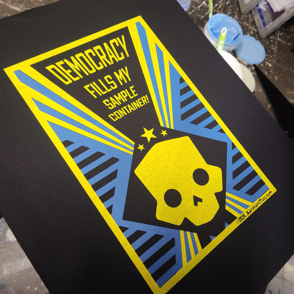 Democracy Fills My Sample Containers Helldivers Unisex T-Shirt